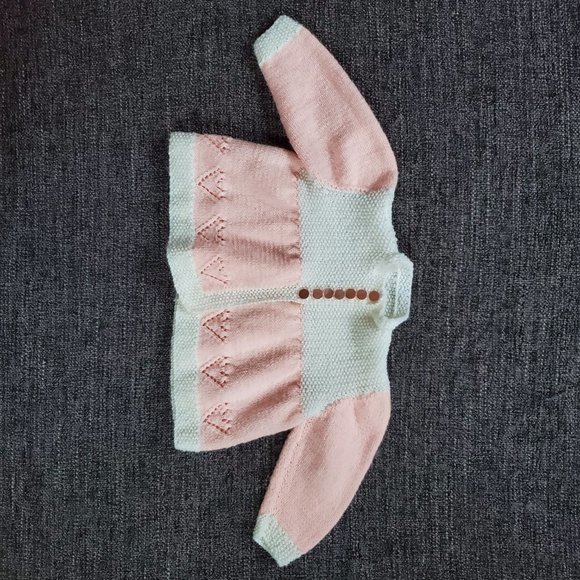 0 to 3 Month Lot - Romper, Sweaters, Pants, Shirt - Picture 2 of 11